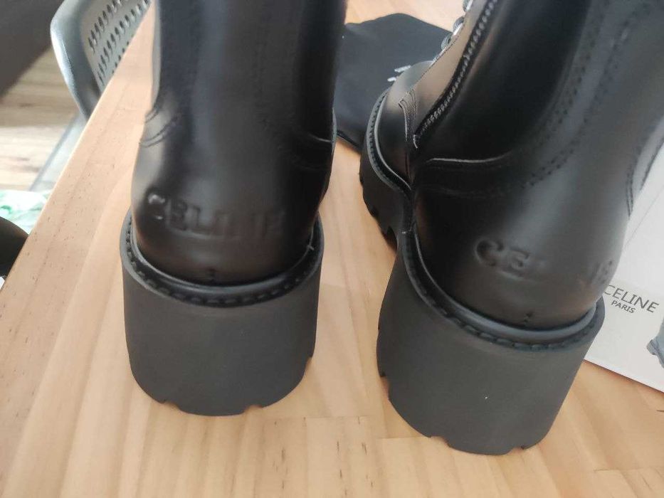 Încălțăminte de damă, cizme, ghete, piele, în stoc 0924.01