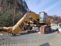 Dezmembram Excavator pe senile - piese de schimb excavator pe senile