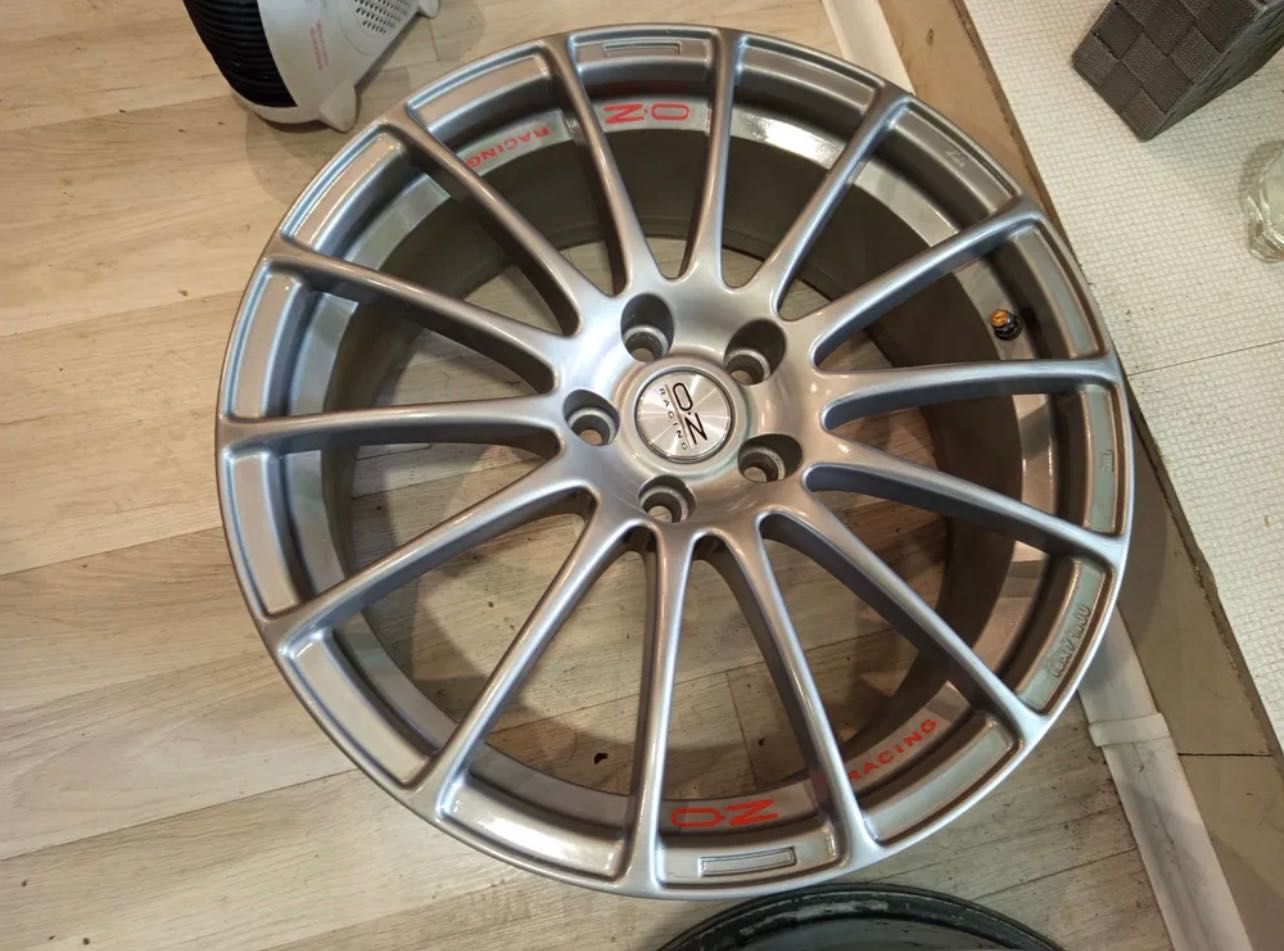 Джанти с гуми 18 5х110 7.5j