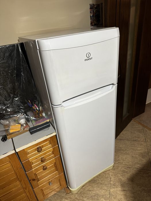 Хладилник Indesit