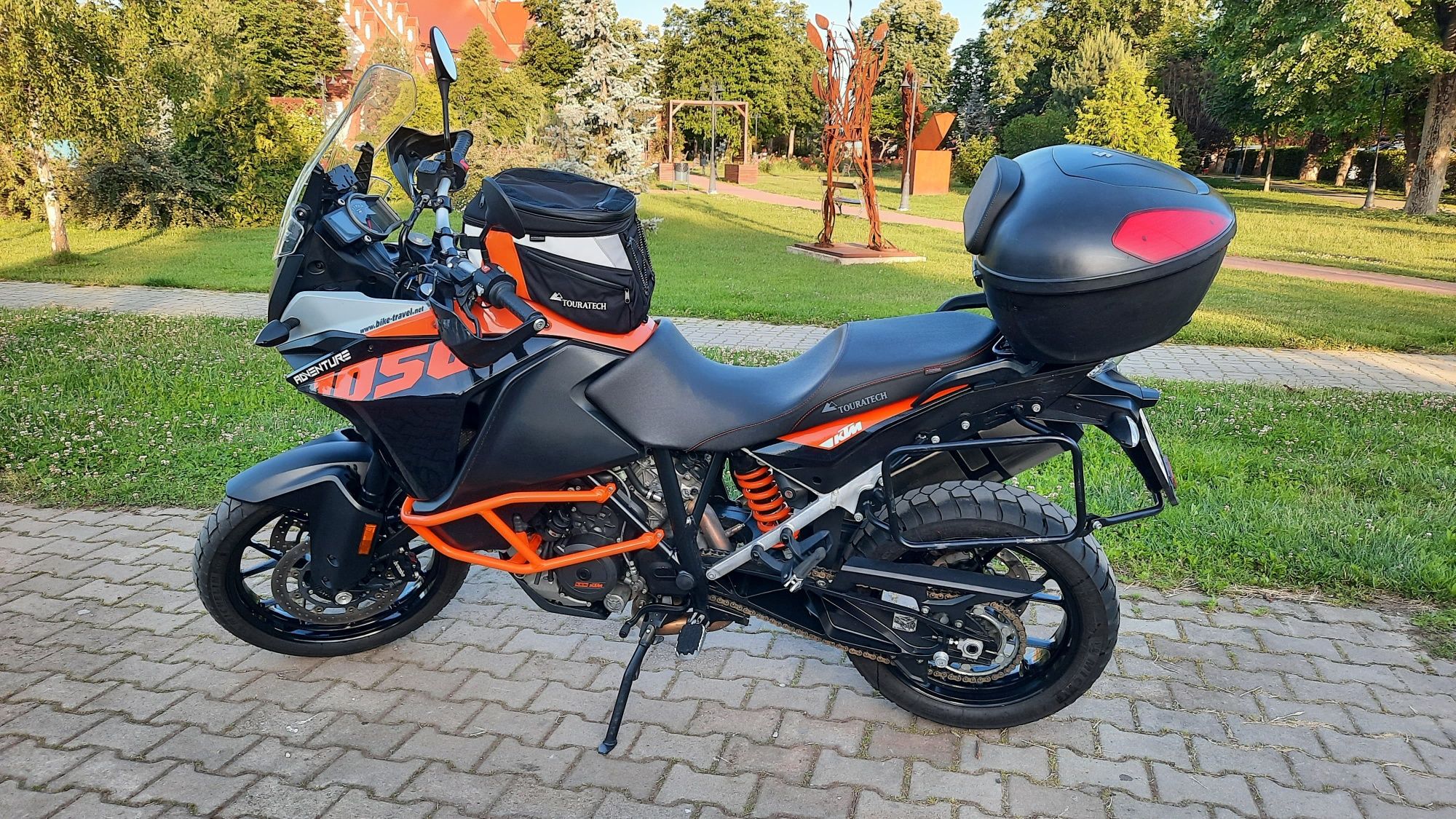 KTM Adventure 1050