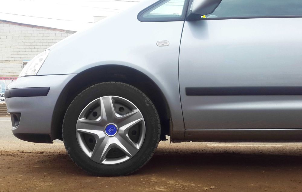 Capace roti 16 Ford Imitatie Jante Aliaj - Livrare cu verificare