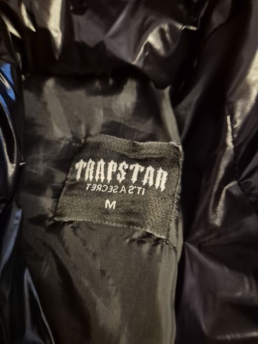 Geaca Trapstar negru licios Marime M