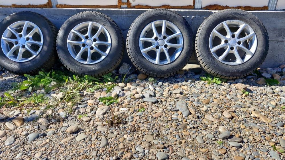 Зимние шины Nokian Nordman 7 R14 на литых дисках, комплект 4шт