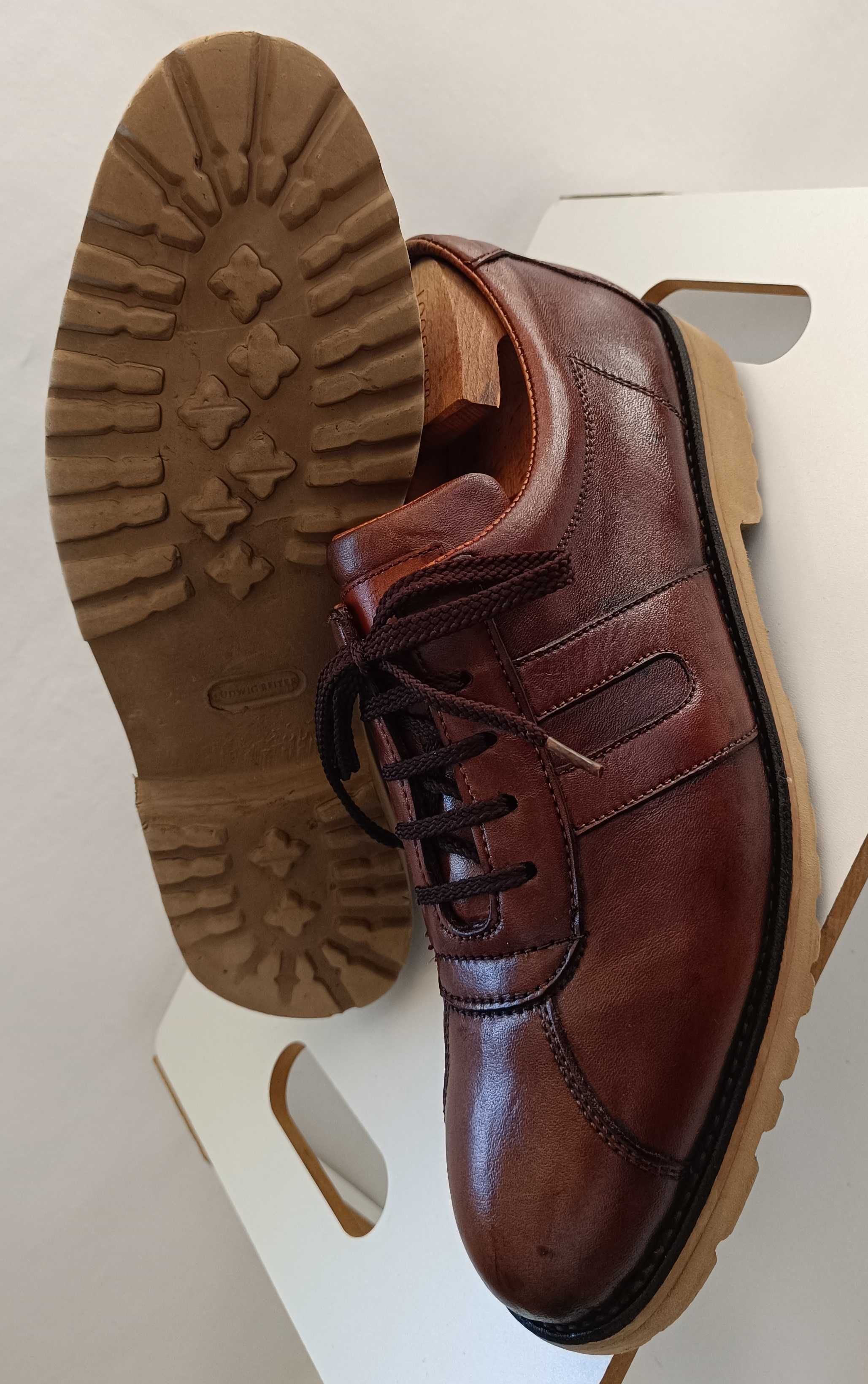 Pantofi casual 44 44.5 de lux lucrati manual Ludwig Reiter piele moale