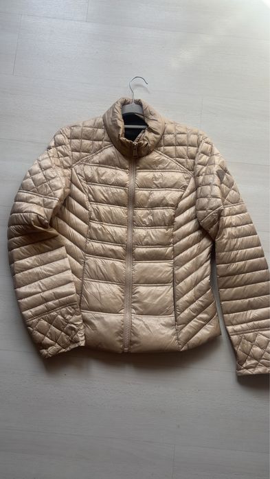 Дамско златисто яке GUESS