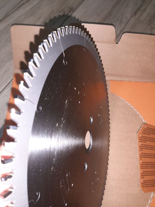 Panza circulara cromata CMT, pentru taiat PAL, MDF, 300x3.2x30, z 96