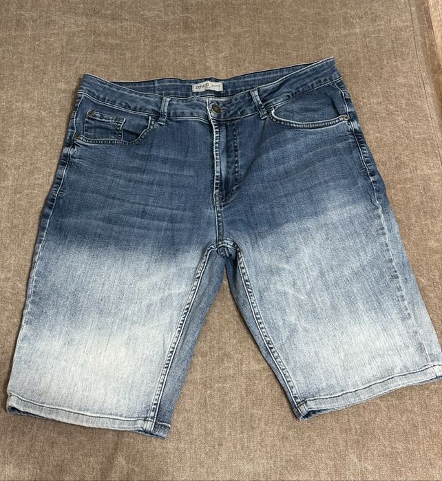 Джинсовые шорты мужские  Б/У в хорошем состоянии