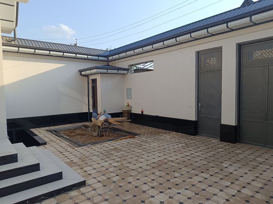 Продаётся дом участок