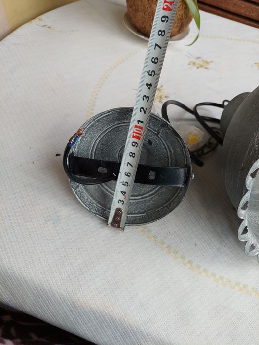 Таванна лампа във винтидж стил