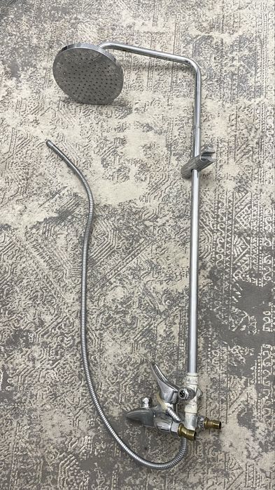 Лейка душевой стойка бу состояние