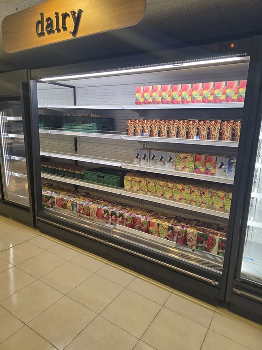 Rafturi/vitrine frigorifice