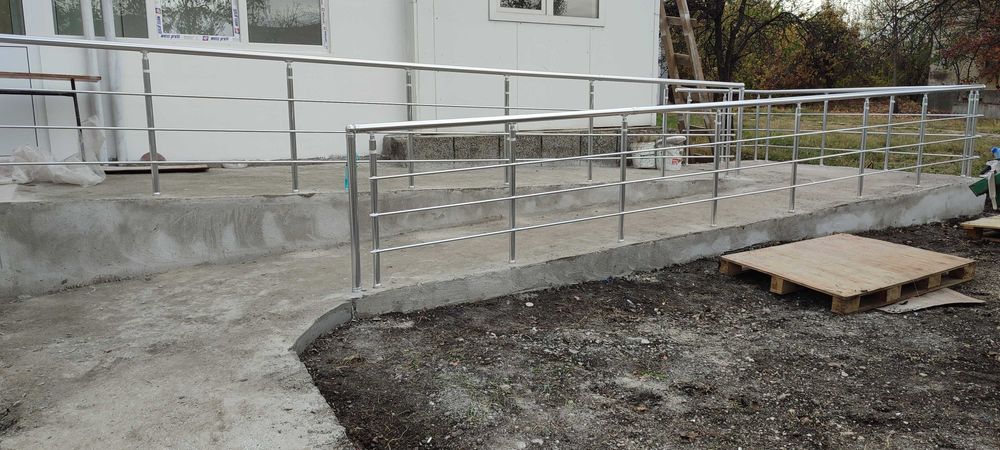 Алуминиеви парапети