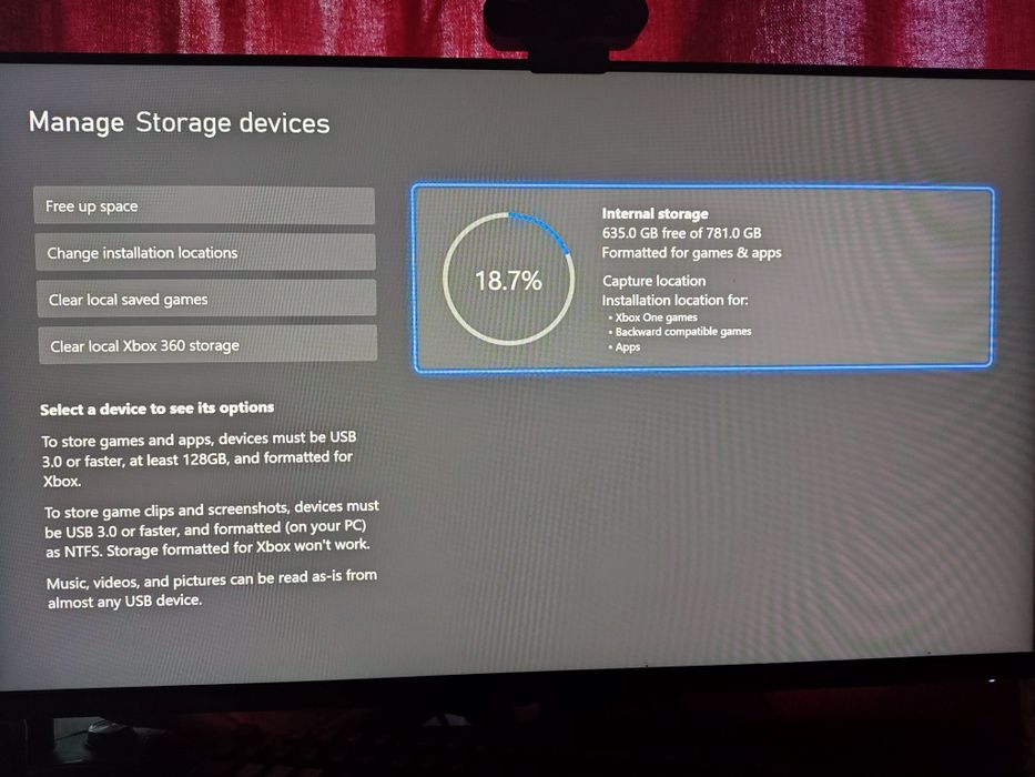 Xbox One S All-Digital 800GB + Manetă Originală + 11 jocuri