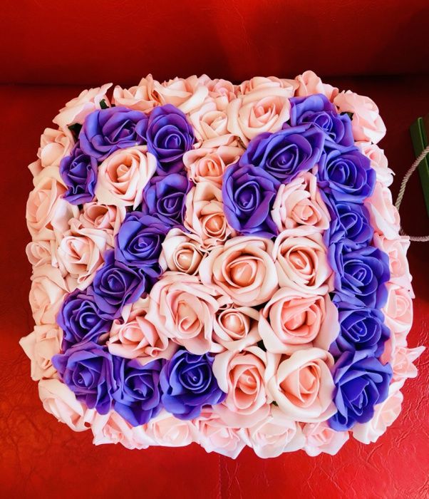 Buchet glitter cu trandafiri artificiali