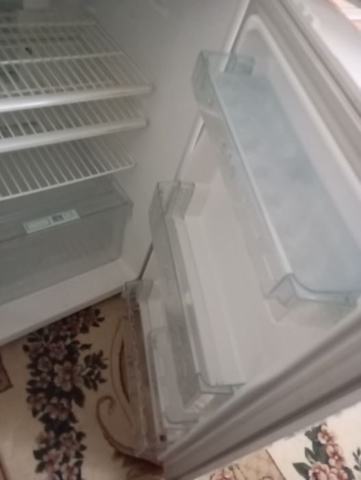 Холодильник елжи