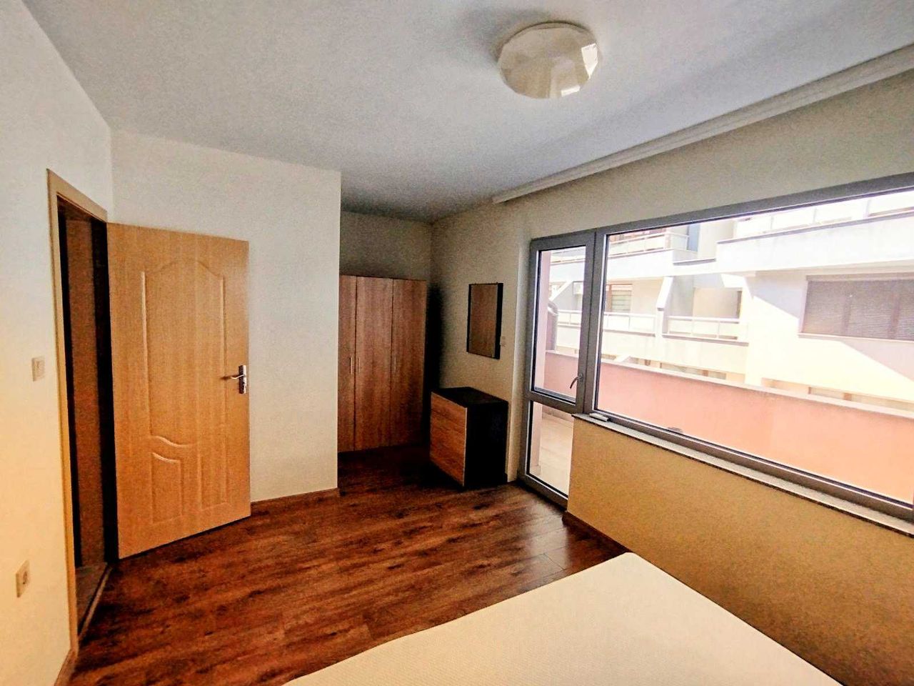 Дава се под наем Тристаен апартамент в Асеновград - 80 кв.м за 357 € - Снимка #5