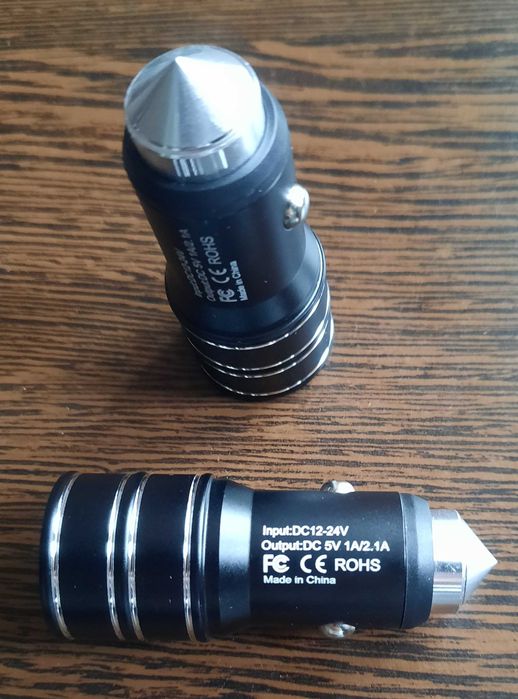 Pene demontare, lumini LED, incarcator auto