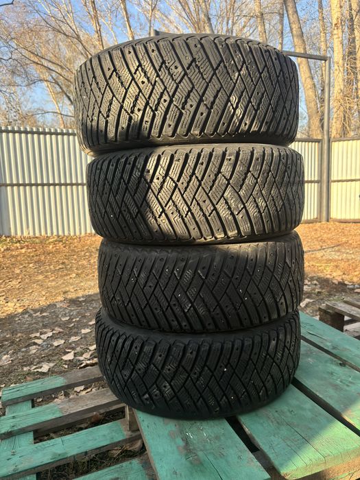 Goodyear Ultra Grip Ice Arctic 195/55 R15