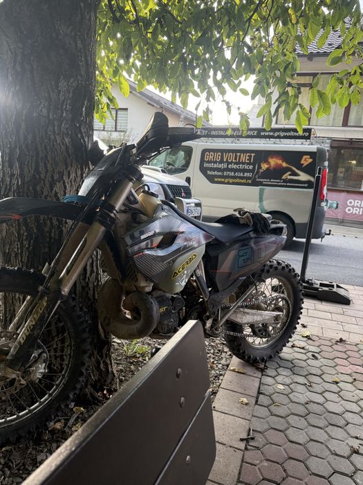 Motocross husqvarna 250 2t