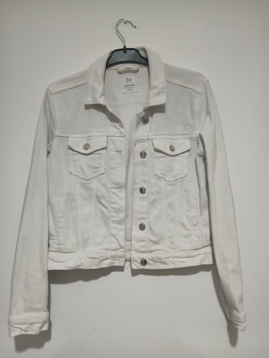 Geaca blugi adolescente marca Denim marimea 36 perfecta stare, ca noua