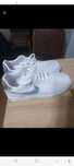 Adidasi. Marimea 36,37,38,39. Pret 90 lei fix