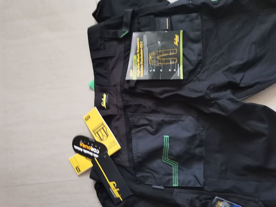 Vand pantaloni de munca SNICKERS marimea 52