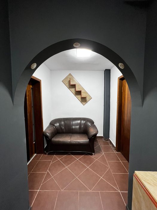 Apartament 3 cam de inchiriat