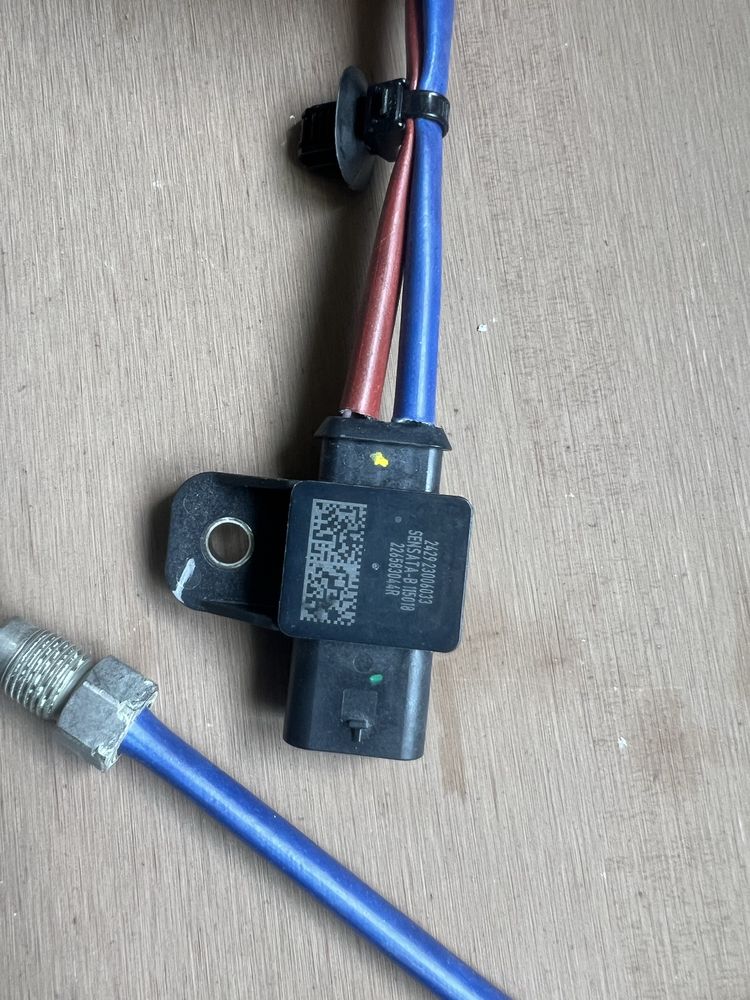 Senzor, temperatura gaze evacuare pentru Dacia/RENAULT