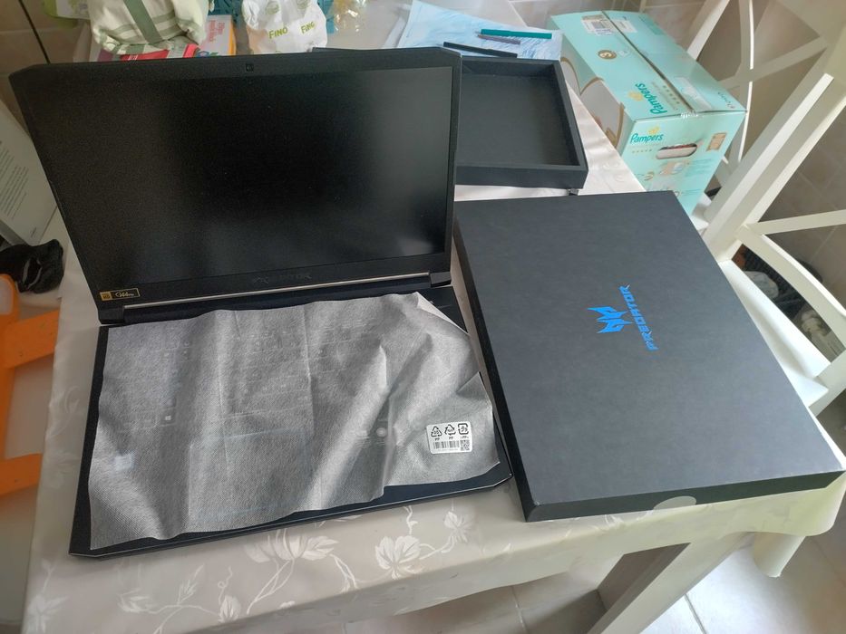 Laptop gaming Acer Predator Helios 300, display 17", nVidia RTX 2060