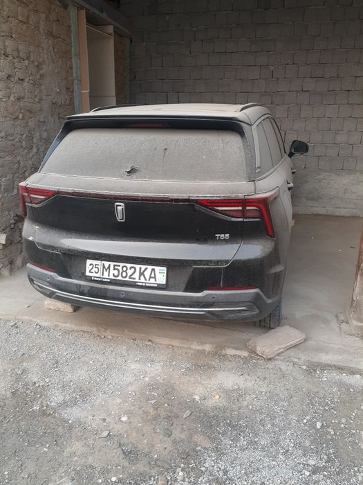 Bestune t 55  2023 rang qora