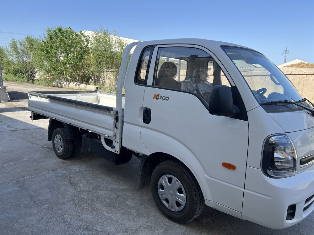 Kia bongo super kabina jizax kia yili 2024 yurgan masofasi 6000 tel