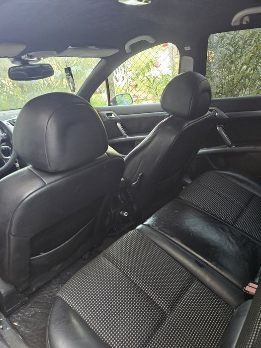 Продавам пежо 407 2.0 HDi RHR
