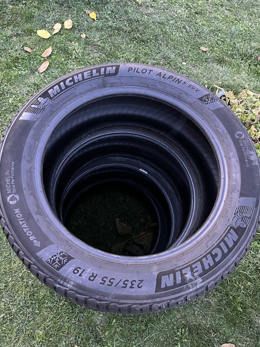 235/55/19 ЗИМНИ ГУМИ Michelin Pilot Alpin 5 SUV КАТО НОВИ
