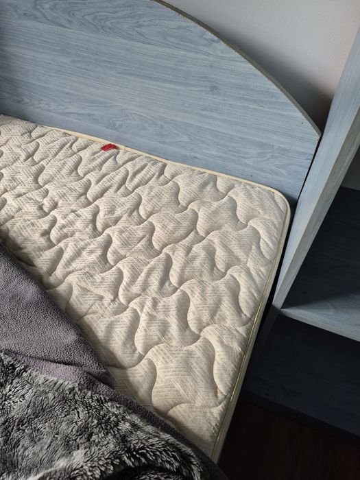 Mobila dormitor culoarea bleu sidef
