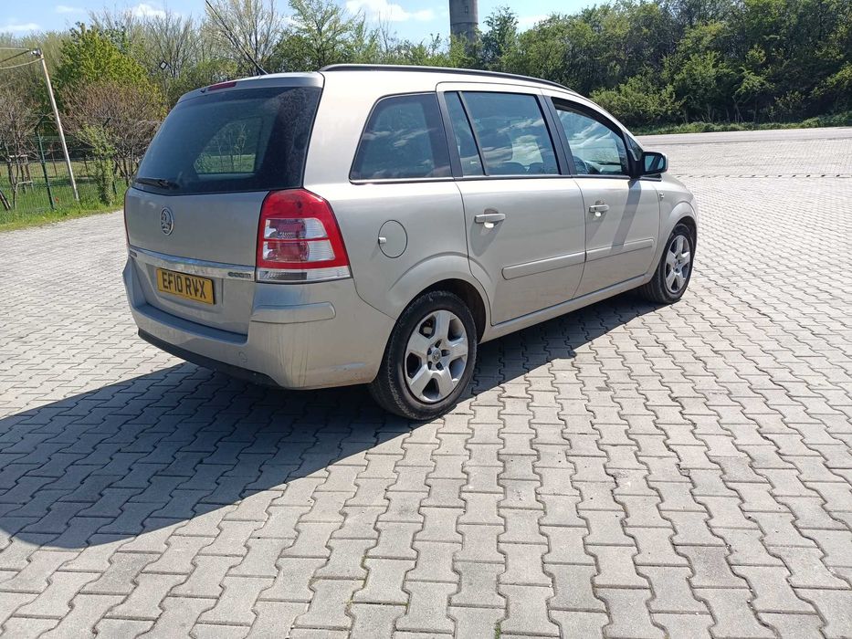 Usa Dreapta fata spate Opel Zafira B facelift