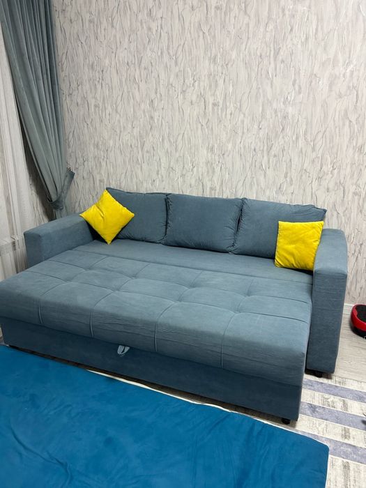 Срочно! Стол+диван в отличном состоянии