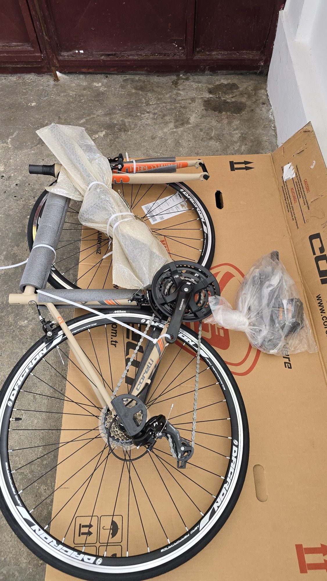 Bicicleta oras, usoara 11kg, noua, garantie si factura EMAG