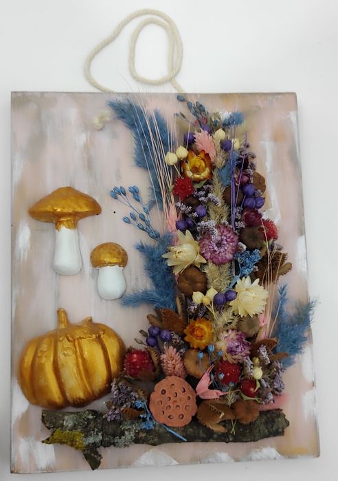 Tablou realizat manual din flori naturale