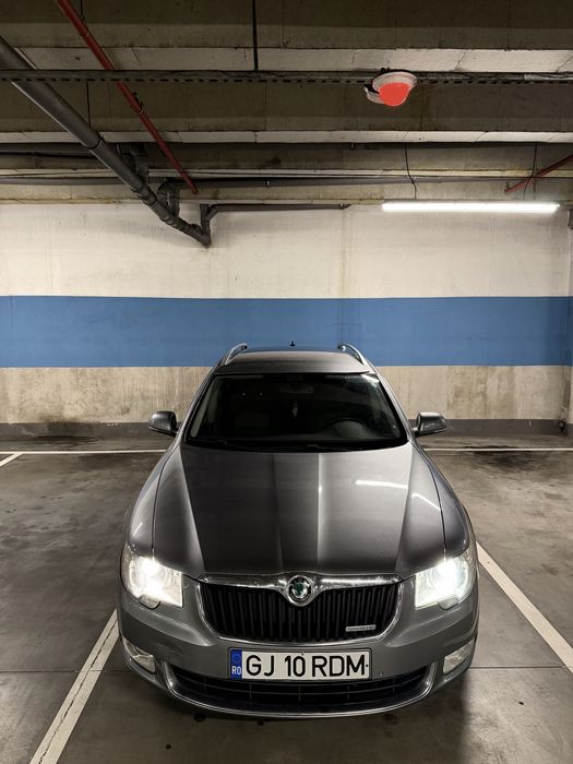 Skoda Superb 2012 GREEN-LINE