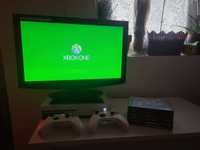 Vând Xbox One 500gb
