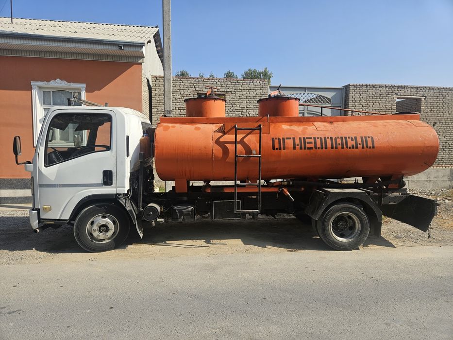 Исузу Бензовоз сотилади