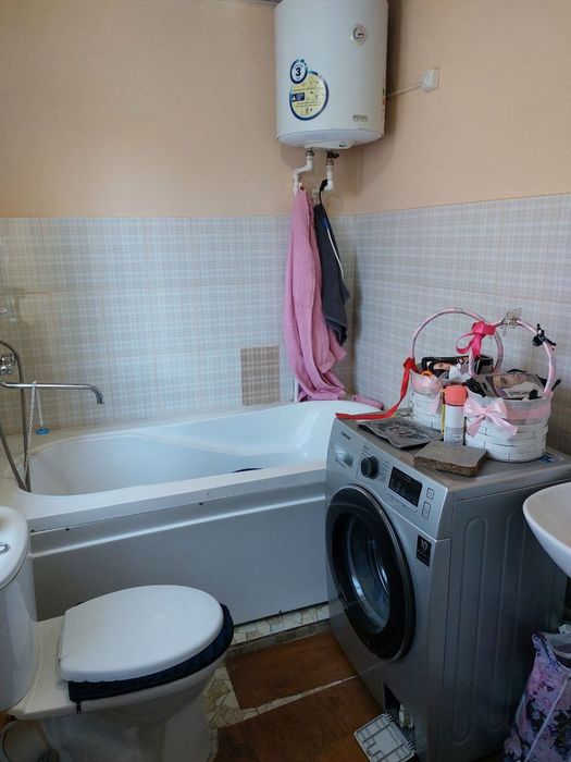 Квартира сотилади 3 хонали