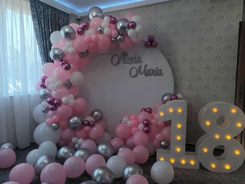 Photocorner majorat Arcada baloane zi de nastere Decor aniversare