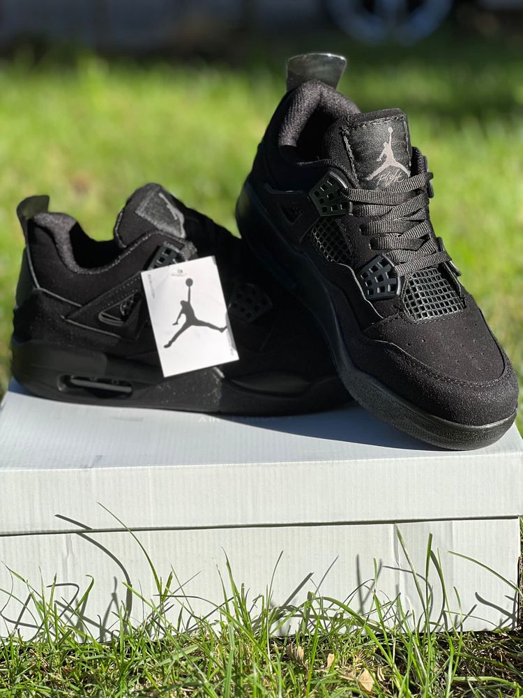 Adidasi Jordan 4 Black Cat