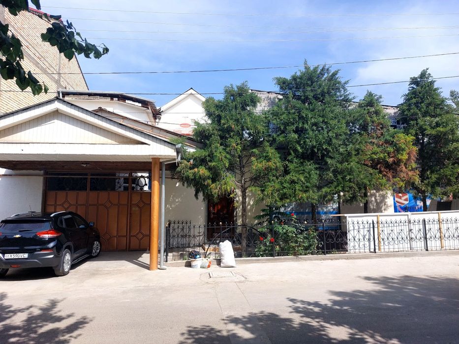 Олчазор махаллласида 4.08 сотокли уй сотилади 240000 доллор