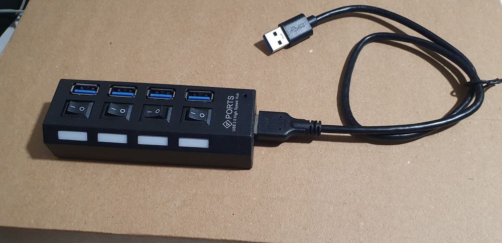 Hub USB 4x individual buton nou in cutie