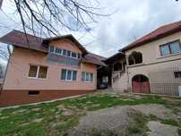 Casa și teren Câmpulung, com. Mioarele