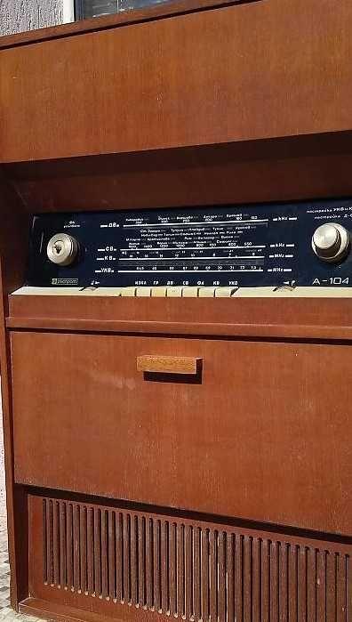 Ретро радио/грамофон Респром А -104