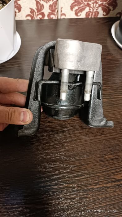 Фебес новая подушка двигателя